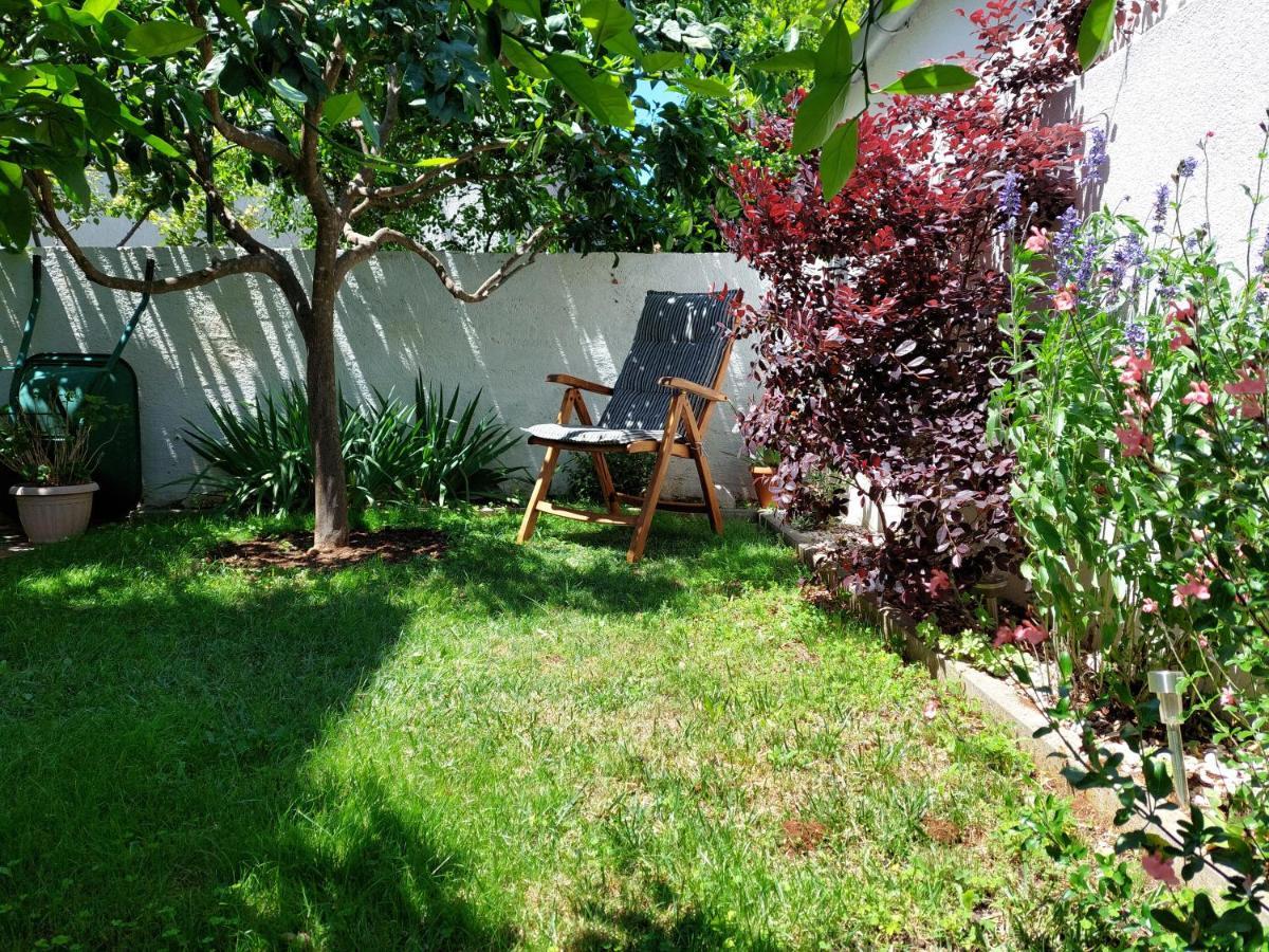 Sonja Apartments Vodice Luaran gambar